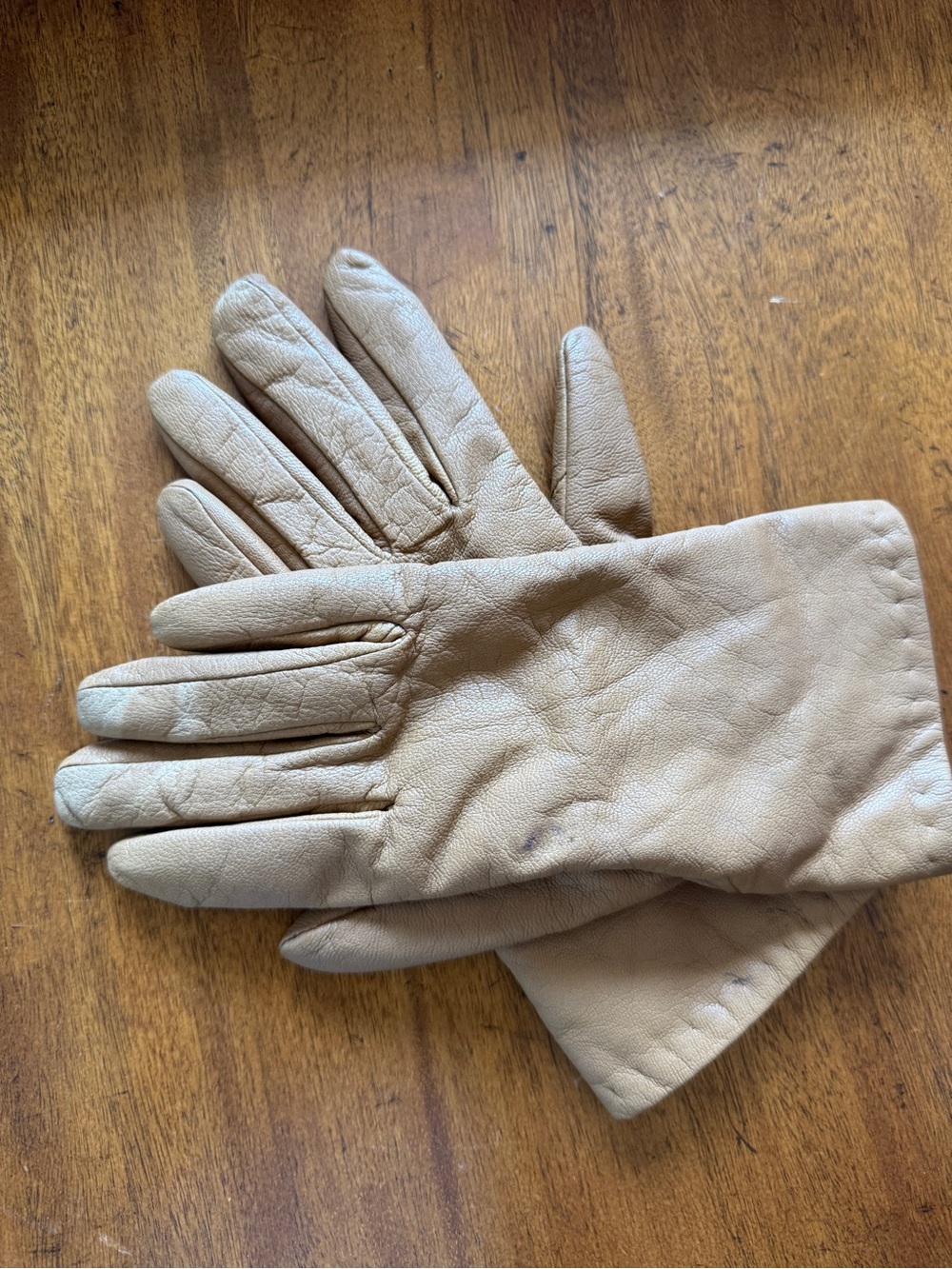 Leather Women's Gloves in Camel /Lined- Classic Winter Style Size Medium